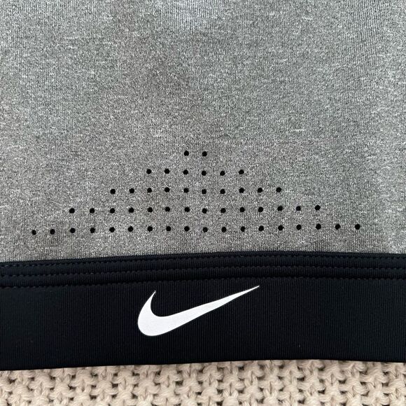 Nike grey and black sports bra size xs womens - Picture 3 of 4